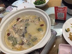 -黄泥岗·地道湖北菜(奥特莱斯店)