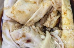Pork Liver Rice Noodle with Egg