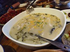 刘备酸菜鱼-水煮三国·川鲁江湖菜(香山店)