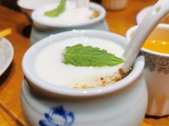 -蒙艾里民族传统菜蒙餐