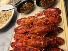 -肥肥虾庄·金牌油焖大虾(杨园滨江时代walk店)