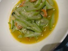 -侬佳蒸菜馆(听潮店)