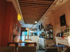 -留白咖啡(人民巷八号大院店)