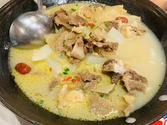 -霄汉牛三鲜湖北砂锅菜(万松园2店)