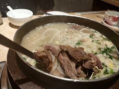 狗肉火锅-英子补身汤(海兰路店)