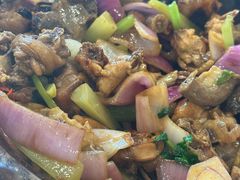 -胡须佬鸡煲四季火锅(龙珠大道店)