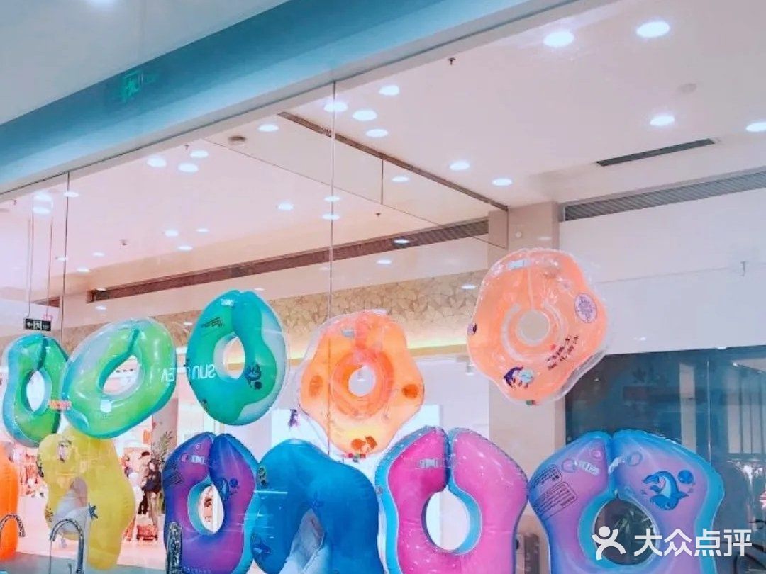 天热了，最好的运动就是游泳