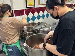 -Kha Mu Charoensang(Silom)