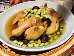 鸡枞菌焖烧草鸡-南京大牌档(香港广场店)