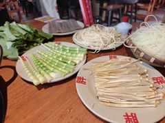 -胖三嬢·呱呱老火锅(北京总店)