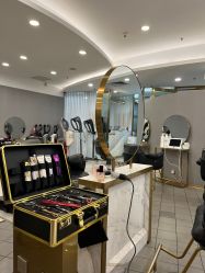-八佰伴8008星级形象店