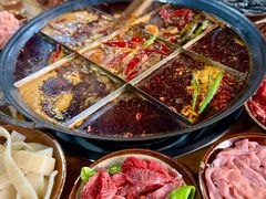 -正南齊北重庆老火锅(光华村直营店)