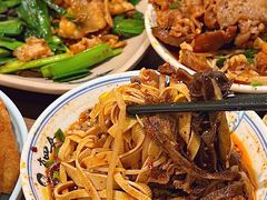 -肖四女乐山跷脚牛肉(滨江天街店)