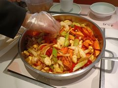 -黄记煌三汁焖锅(新佳丽江汉路店)