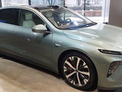 -蔚来中心(北京中关村店)