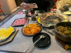-哈哈碳都·牛肋条无限自助烤肉(台江万达店)