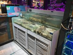 -鸣记脆皮烤鱼·海鲜烤鱼(三八广场店)