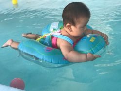 -海豚湾婴儿游泳(塘沽店)