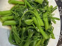 -牛四娃跷脚牛肉·非物质文化遗产传承名店(峨眉山店)