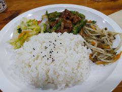 -何太太馄饨面铺(大浒东苑店)