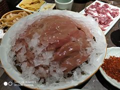 -红九格老火锅(三峡广场店)
