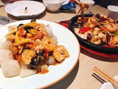 -小船渔村•大连菜•大连焖鱼(黄河路店)