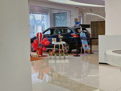 -中国建设银行(上海南京西路支行)