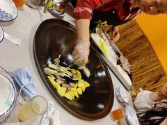 -小火炕铁锅炖鱼
