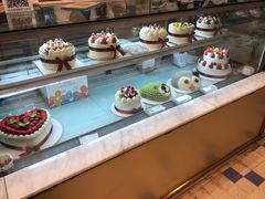 -花花卷卷·鲜食蛋糕(静安久光百货店)