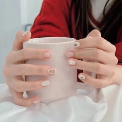 -悦指间美甲美睫