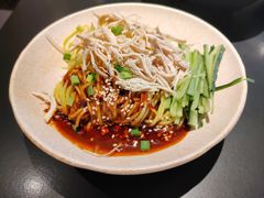 鸡丝凉面-麻六记(凤凰汇店)