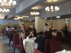 大堂-那达慕蒙古风味酒楼