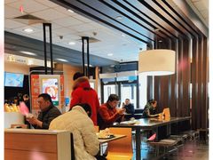 大堂-麦当劳(凯德MALL太阳宫店)