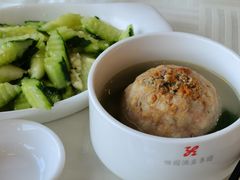 蟹粉狮子头-怡园饭店-餐厅(四望亭店)