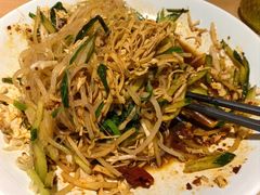 -关东小磨东北菜(上海长风大悦城店)