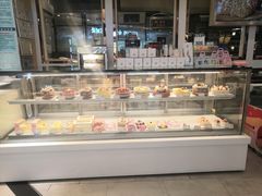 面包甜点陈列柜-BreadTalk面包新语·烘焙蛋糕(广州白云五号店)