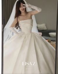 -Renee芮亦婚纱(原丽莎)