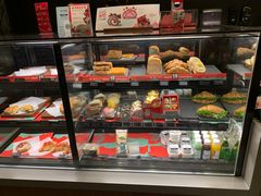 面包甜点陈列柜-星巴克(宝山万达店)