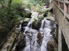 -藏龙百瀑风景区