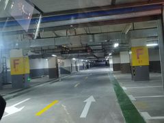 -绿地·新都会-地下停车场