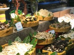 -蓝钻·国际美食海鲜自助百汇(西直门店)