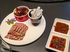 -艳阳天民俗村(公园路店)