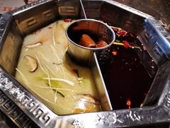 -佬土鹅肠火锅(解放路店)