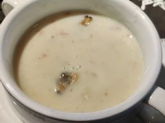 巧达蛤蜊浓汤-斗牛士牛排(南京东路店)