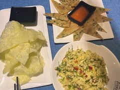 -香巴拉云南餐厅(华莱坞店)