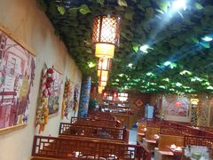 -袁小二大东北铁锅炖(吉祥村总部)