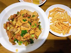 香干炒回锅肉-肖记公安牛肉鱼杂馆· 省级非物质文化遗产(仁和路店)