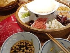 -怪噜范·老贵阳街头名小吃(鸿通城店)