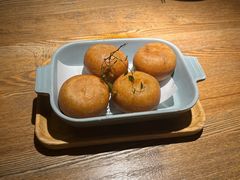 玉兰饼(1个)-蜜桃餐厅·伴山(湖滨商业街店)