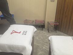 -郑远元专业修脚房(黄埔大道西店)